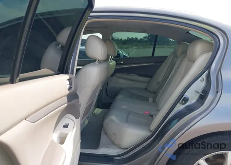 2010 Infiniti G37 Journey z USA, uszkodzony, nr VIN JN1CV6AP4AM405725